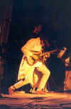 NC-199302.jpg (47035 byte)